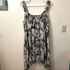 Style & Co Woman- black/white dress, very stretchy and comfortable